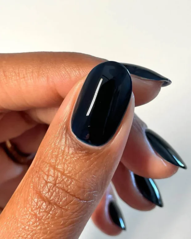 Esmaltes em alta: 6 opções para levar na sua próxima visita à manicure esmaltes em alta