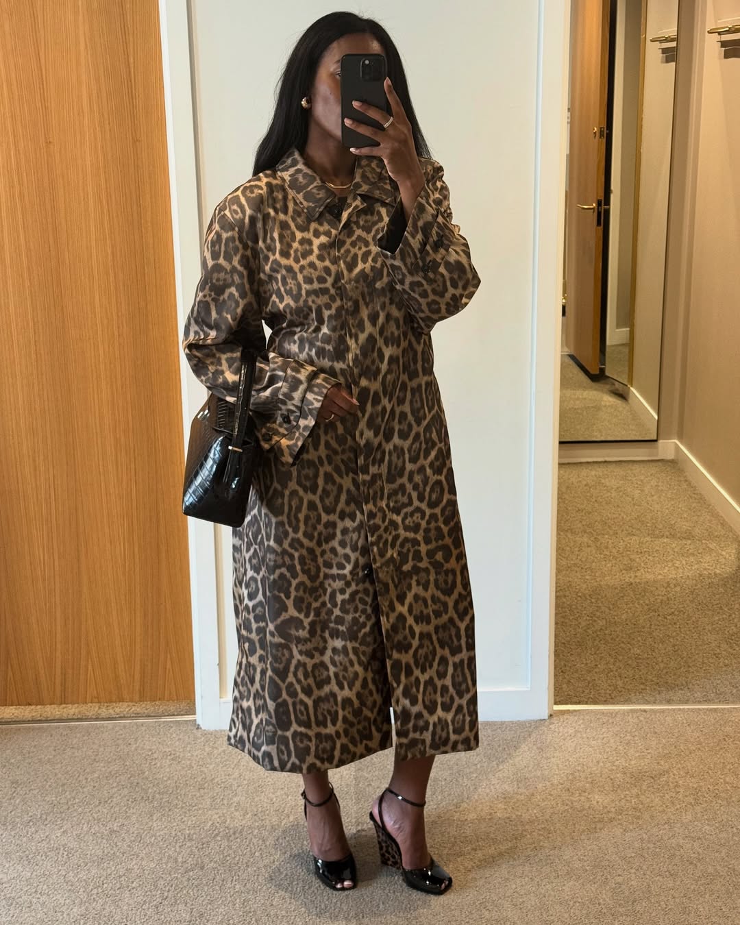 looks com salto anabela