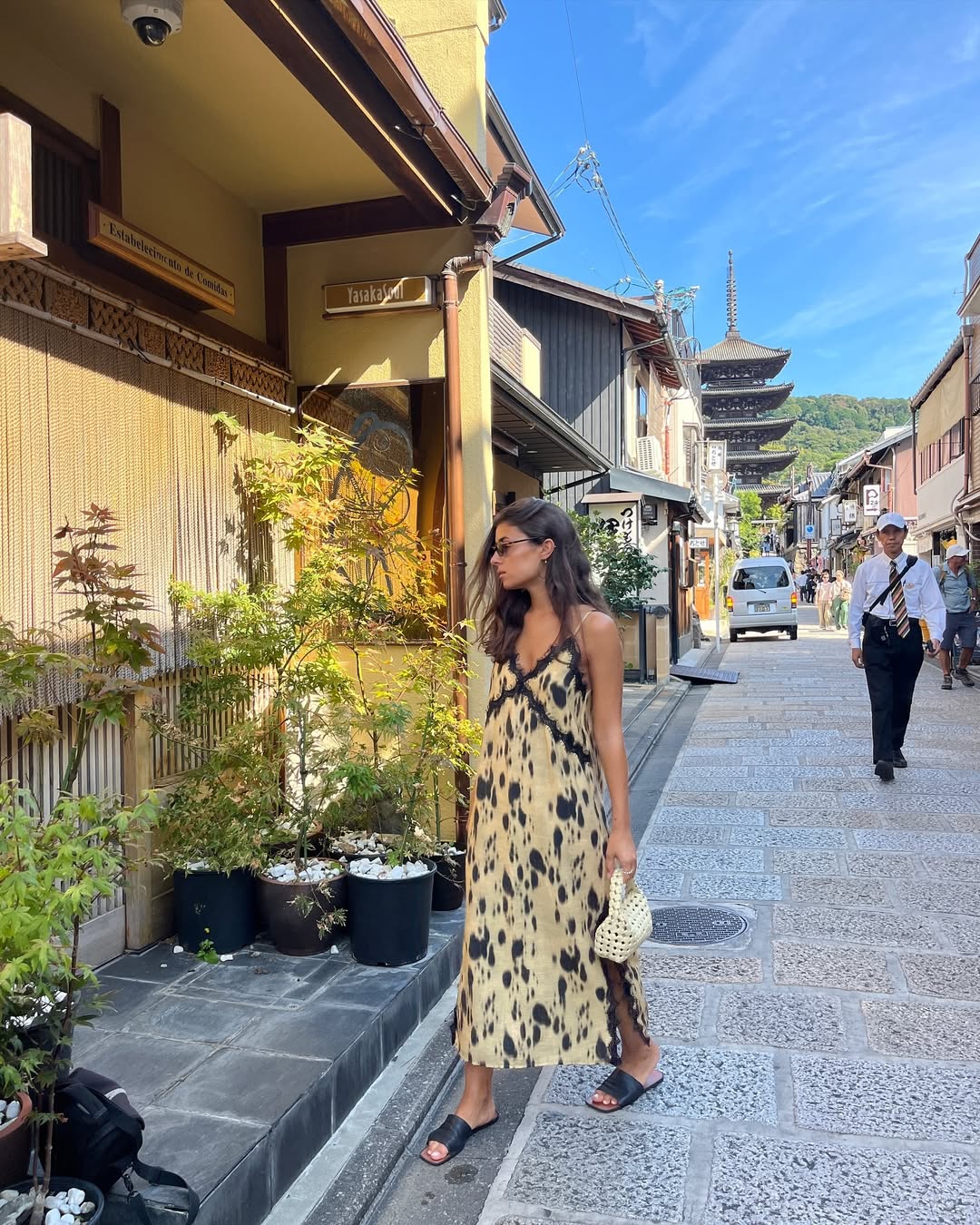 looks com slip dress