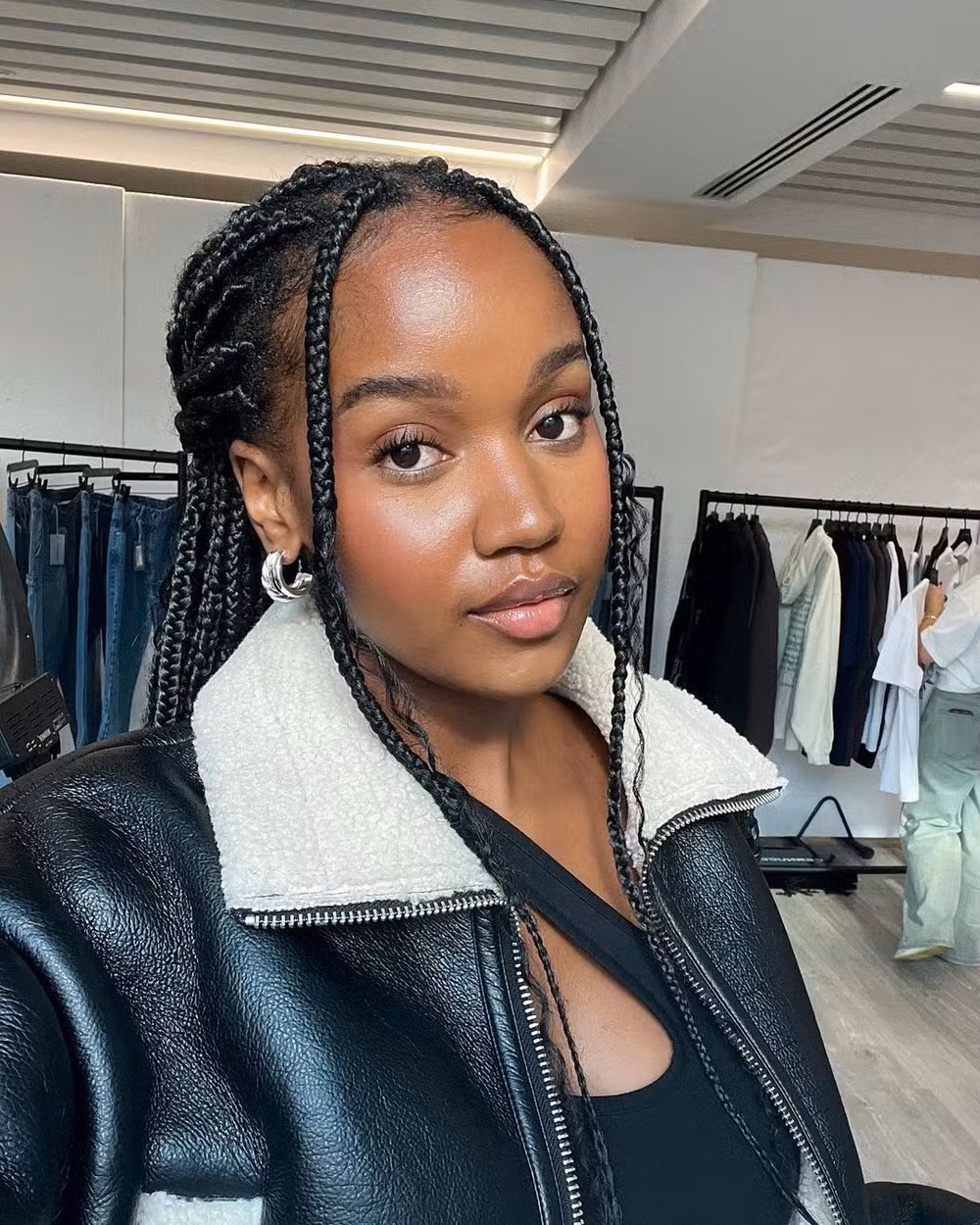 Estes são os 9 penteados com trança jumbo que as fashionistas estão amando penteados com trança jumbo