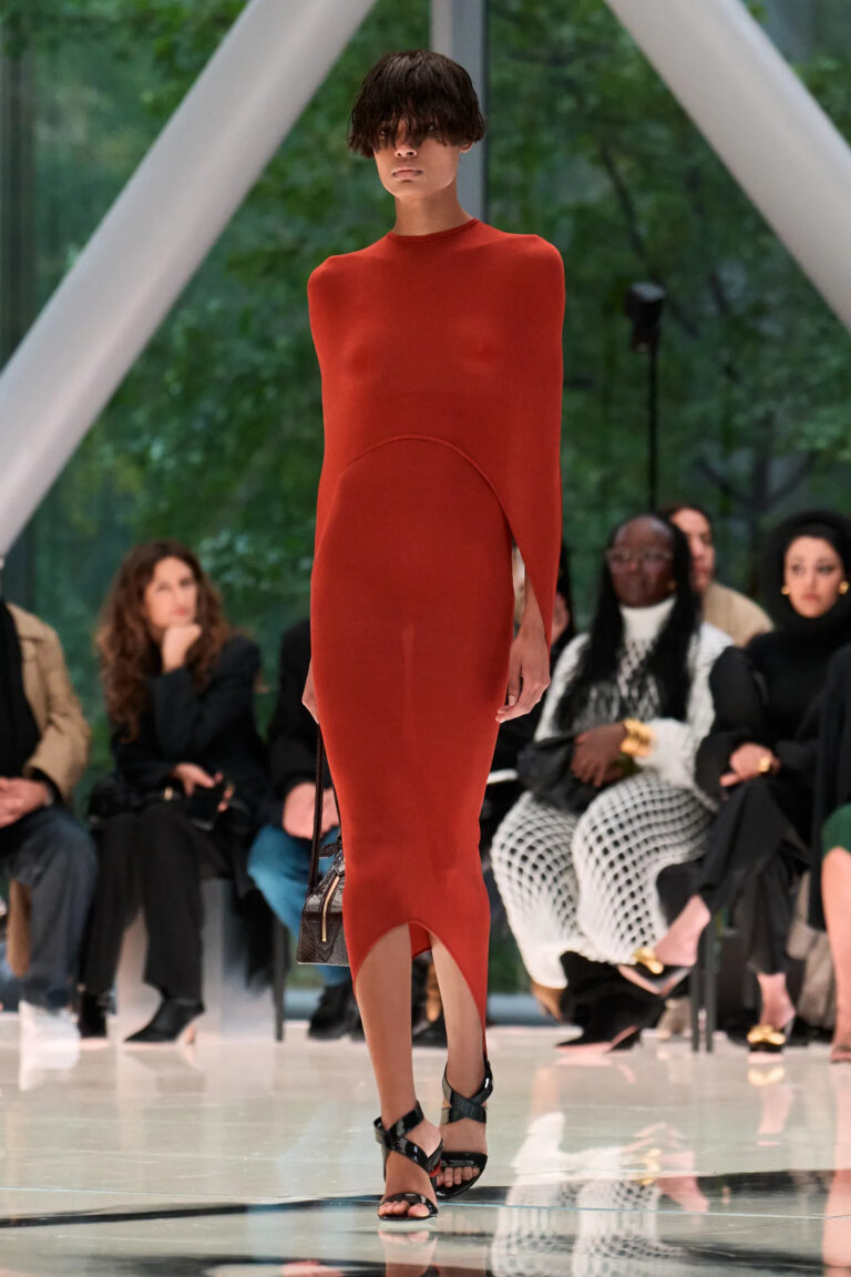 00034 alaia spring 2026 ready to wear credit brand