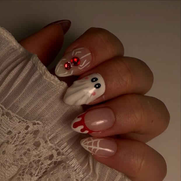 12 nail arts de Halloween para entrar no clima da celebração nail arts de Halloween