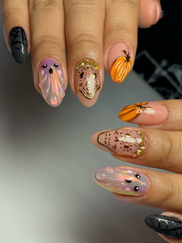 12 nail arts de Halloween para entrar no clima da celebração nail arts de Halloween