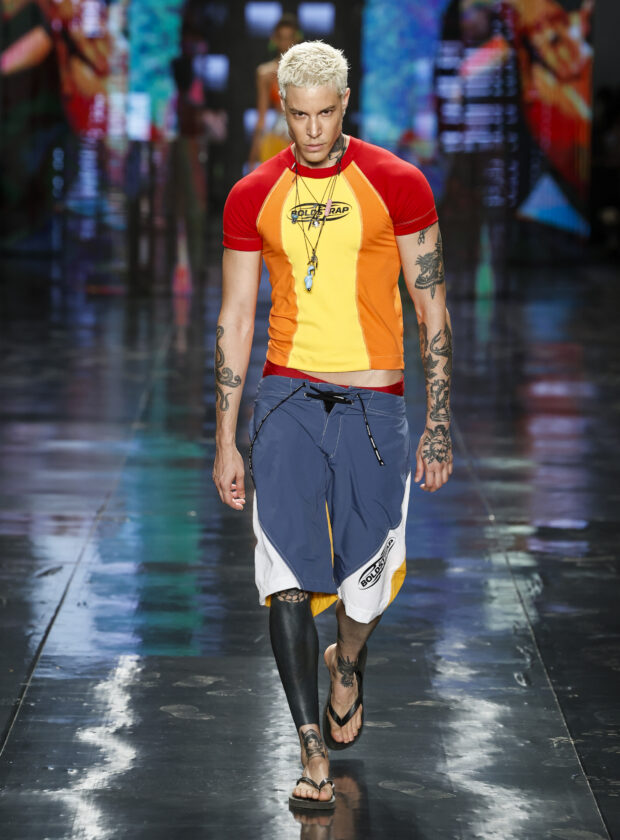 SPFW N60: Bold Strap