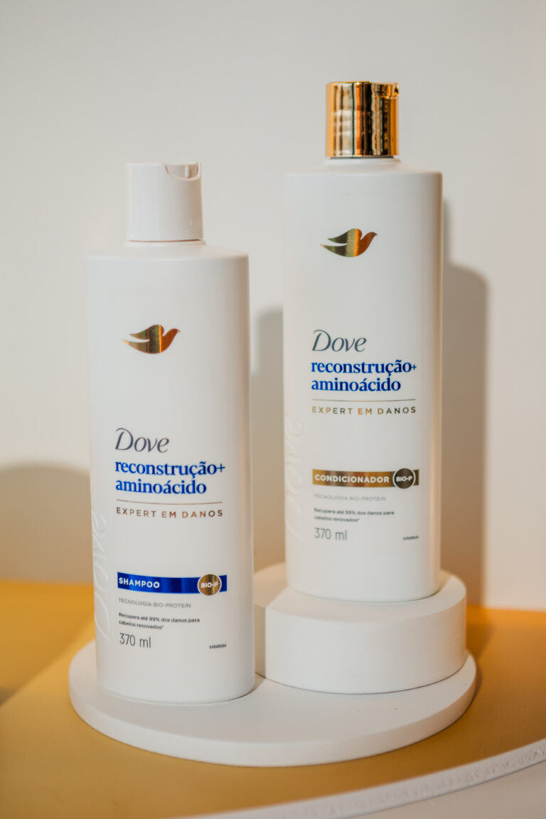 ELLE Testa: linha Reconstrução + Aminoácido, de Dove Dove 1 1B4A3508