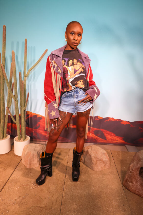 6 looks para o Tomorrowland que garantem estilo e conforto looks para o Tomorrowland