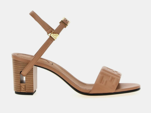 Sandalia de salto medio oout8 Fendi