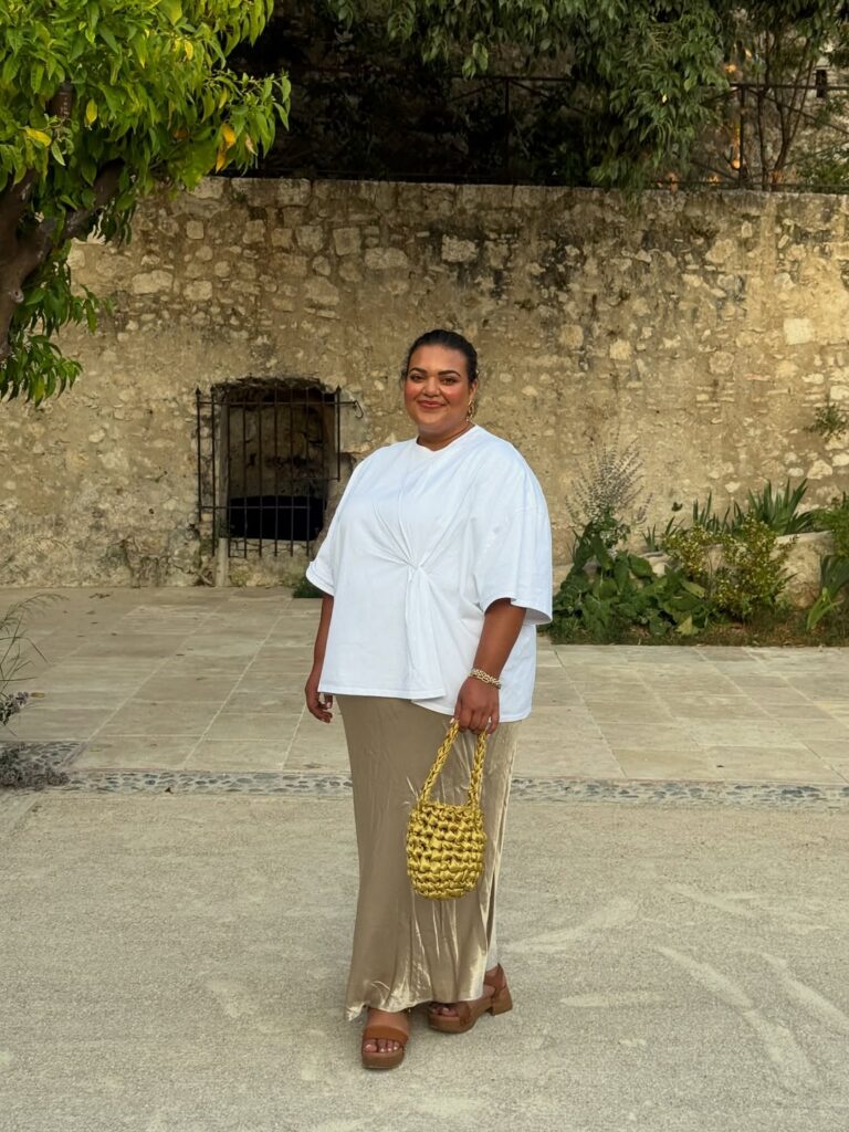 Sandália de salto médio