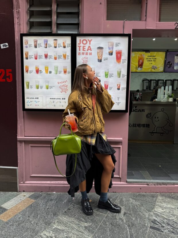 5 looks com saias volumosas que vão te fazer desejar a tendência da temporada looks com saias volumosas