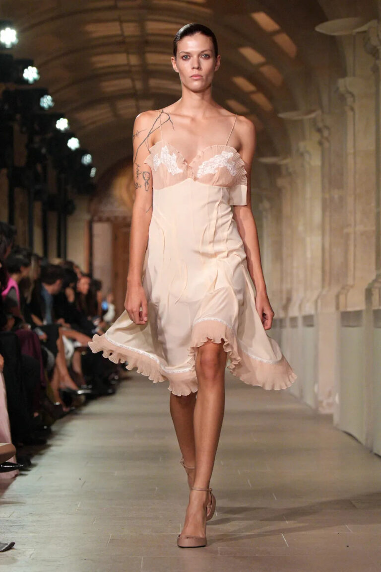 VictoriaBeckham SS26 VB16