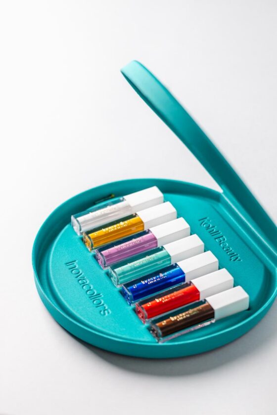 corretivo e corretor de cor