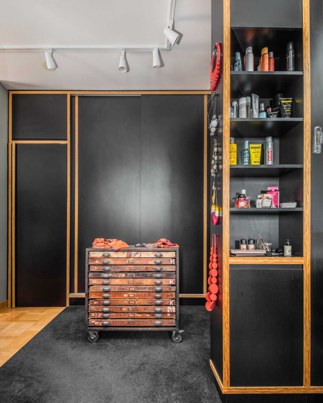 closet Cris Cavalheiro I Foto Guilherme Pucci