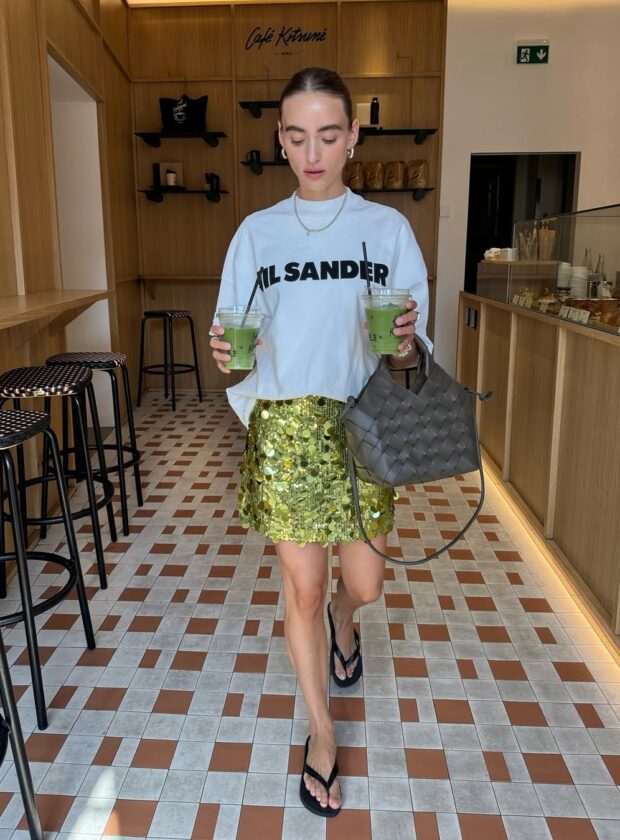 looks com saia de paetê