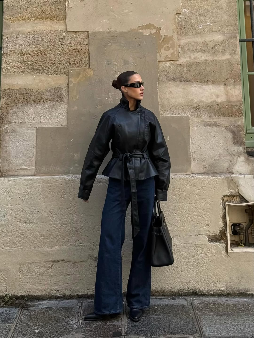 looks com jaqueta de couro para usar na meia-estação