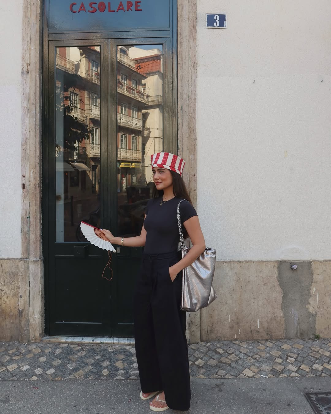 Chapéu de marinheiro: 7 looks para mergulhar na tendência chapéu de marinheiro