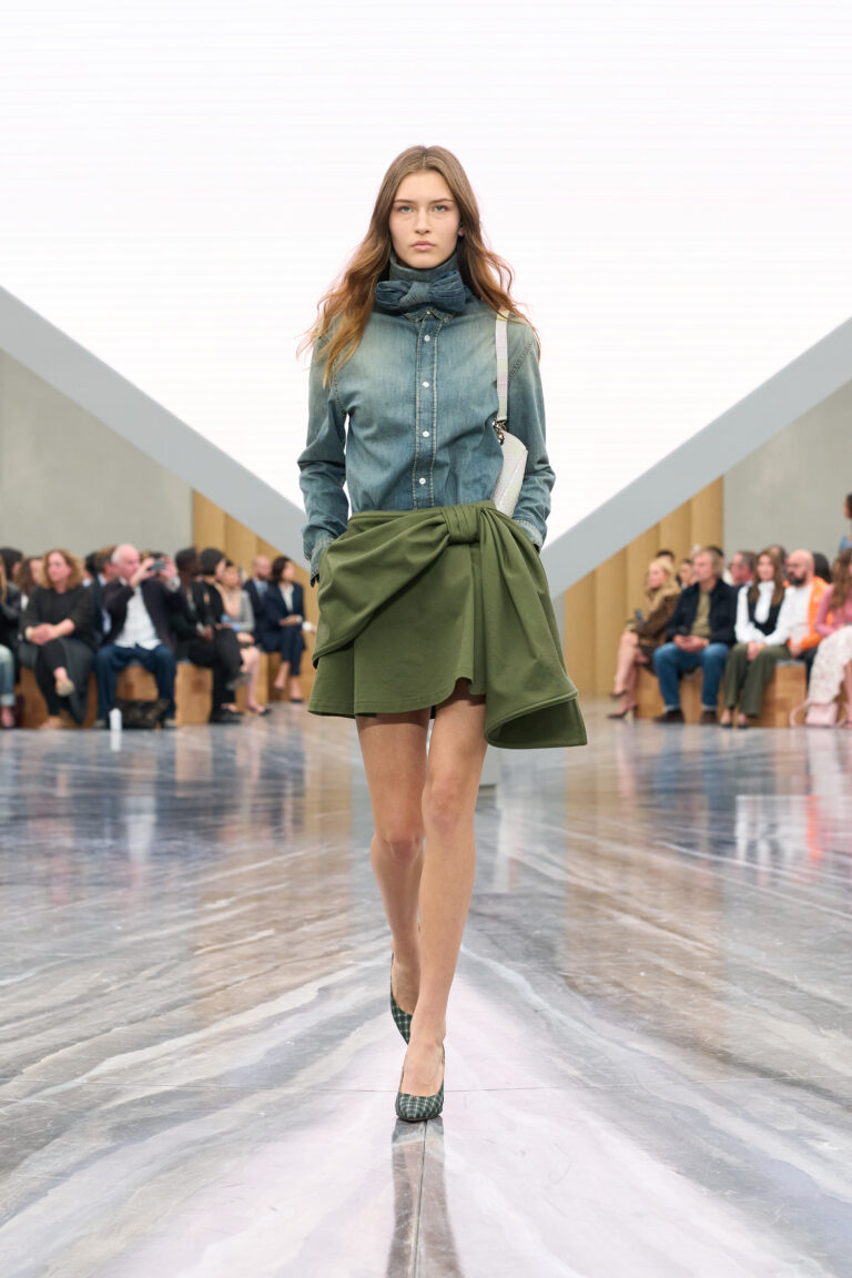 tendencias de verao 2026 DIOR W RTW SS26 LOOK 18