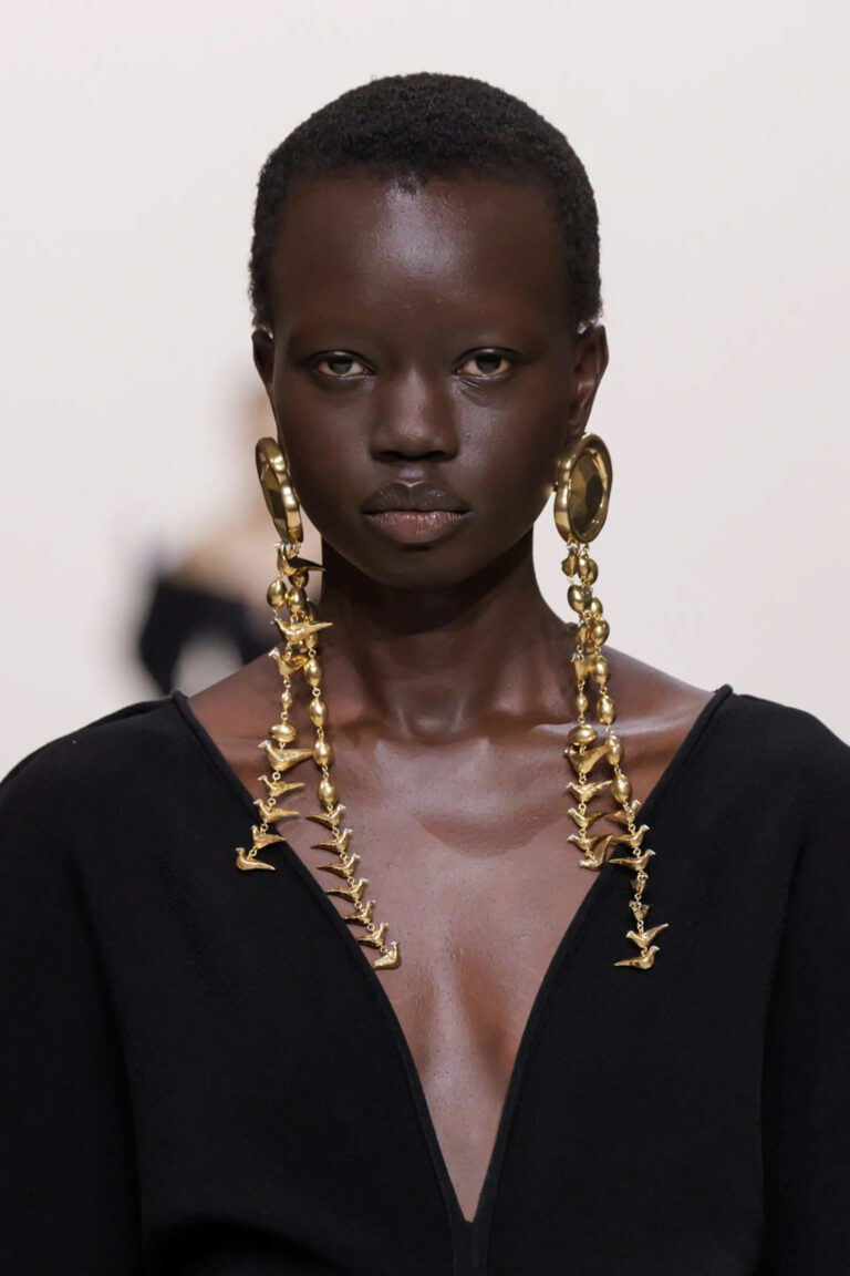 tendencias de verao 2026 givenchy spring 2026