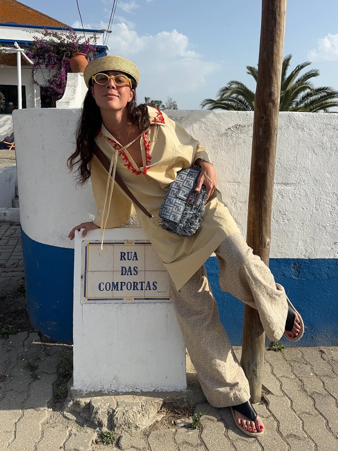 Chapéu de marinheiro: 7 looks para mergulhar na tendência chapéu de marinheiro