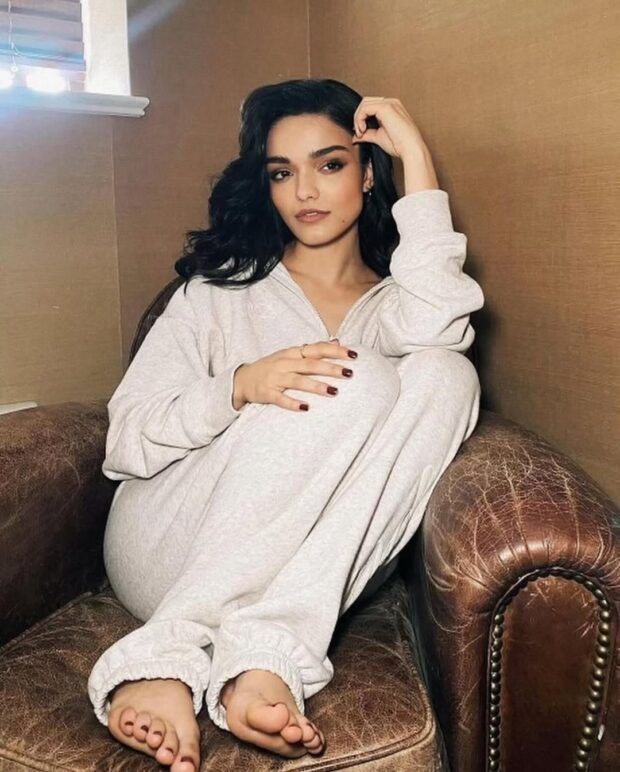 As unhas quadradas curtas estão mais em alta do que nunca unhas quadradas curtas