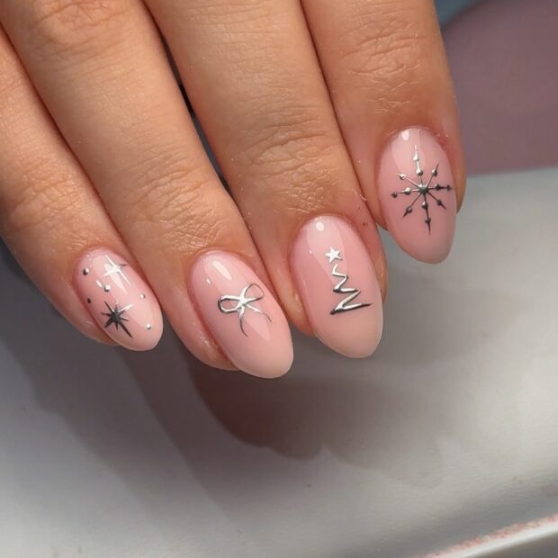 Unhas de Natal: 11 nail arts para entrar no clima natalino unhas de natal
