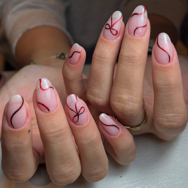 Unhas de Natal: 11 nail arts para entrar no clima natalino unhas de natal