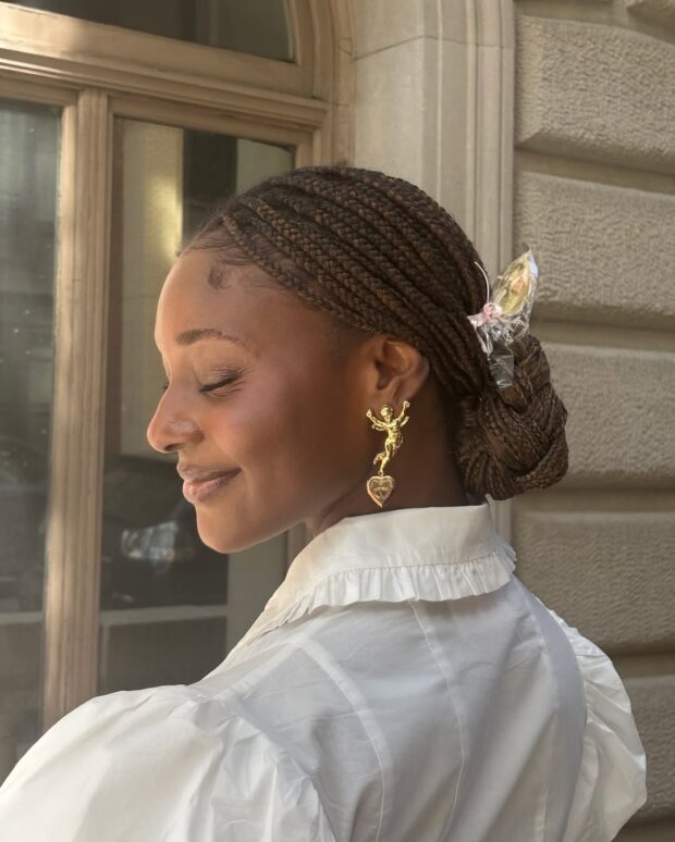 12 penteados com box braids para se inspirar nas festas de fim de ano penteados com box braids