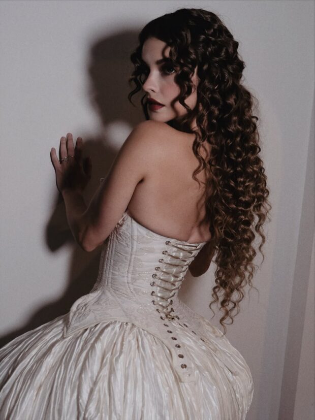 15 ideias de penteados para formatura para brilhar na sua grande noite penteados para formatura