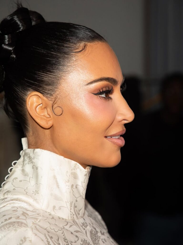 7 técnicas de maquiagem queridinhas entre as famosas técnicas de maquiagem