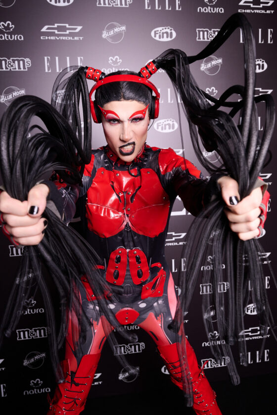 ELLEoween solta os monstros na pista DALLAS DE VIL1872 1