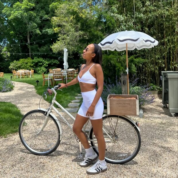 Está em busca de looks com tênis casual para se inspirar? A gente te ajuda com 5 ideias looks com tênis casual