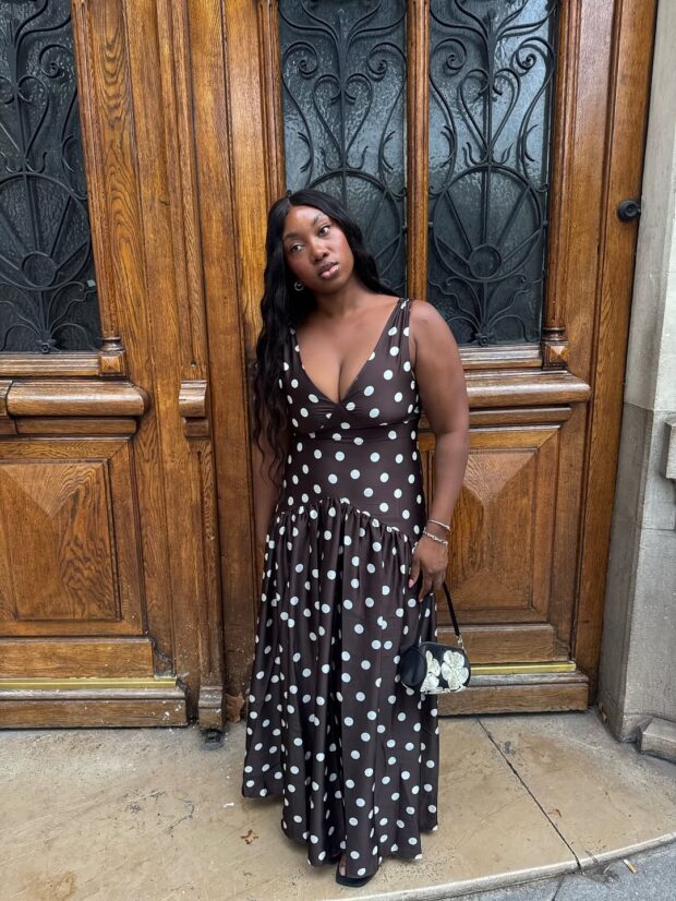 5 looks de primavera 2025 que vão bombar no street style looks de Primavera 2025