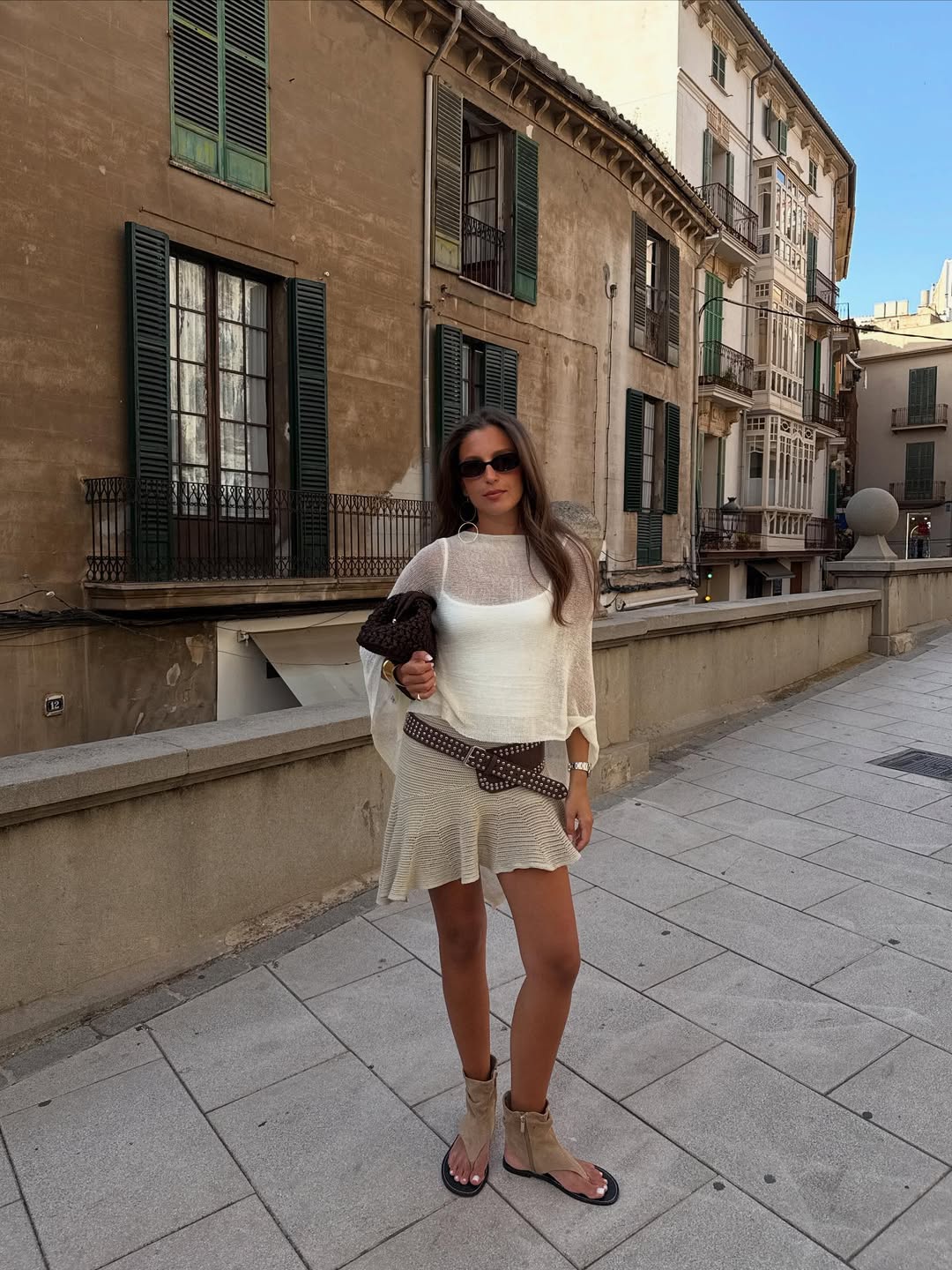 looks com regata branca