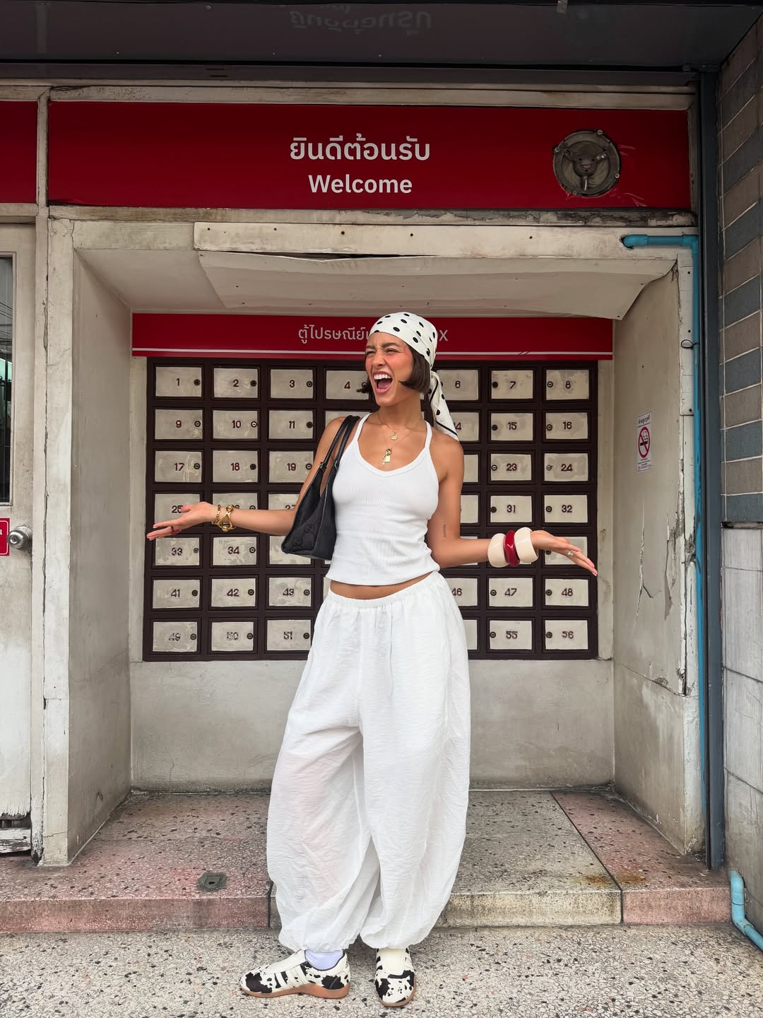 looks com regata branca