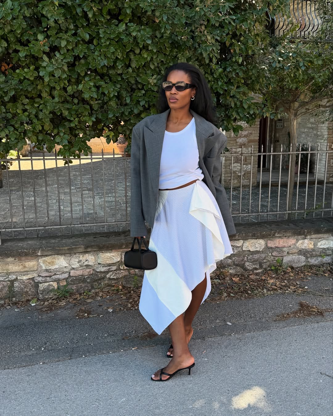 looks com regata branca