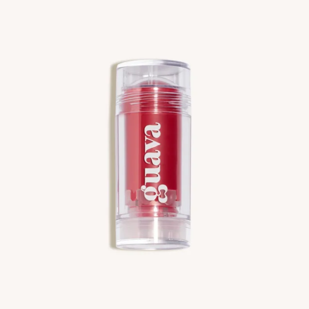 Listamos 10 maquiagens multifuncionais para simplificar o nécessaire do verão maquiagens multifuncionais