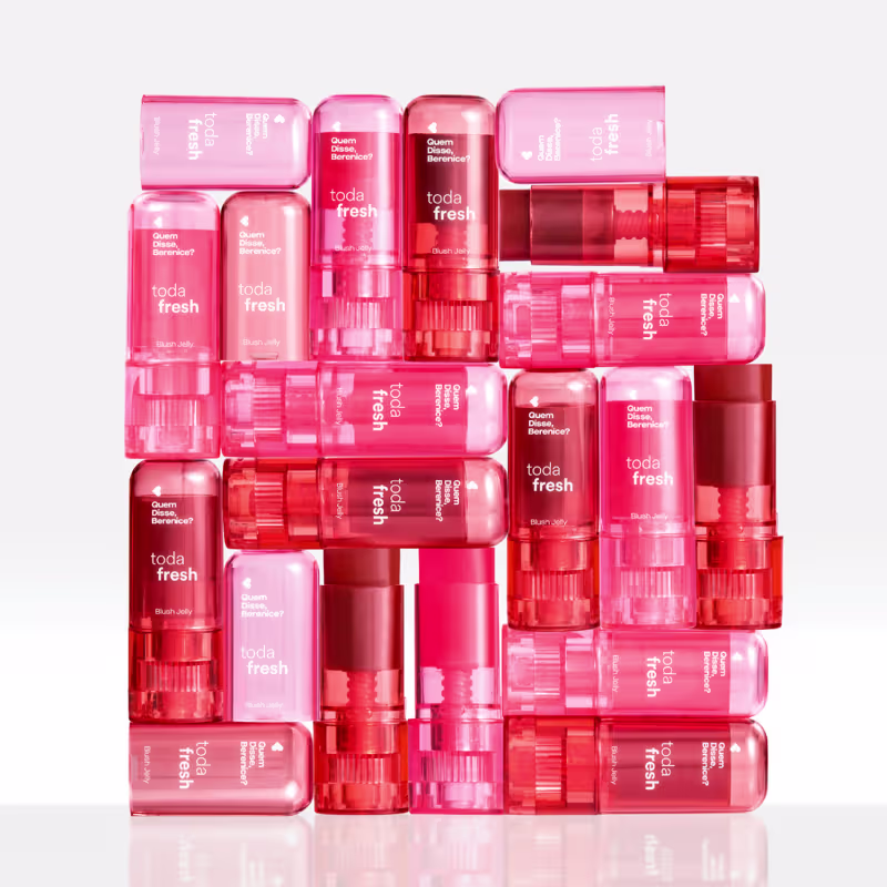 Listamos 10 maquiagens multifuncionais para simplificar o nécessaire do verão maquiagens multifuncionais