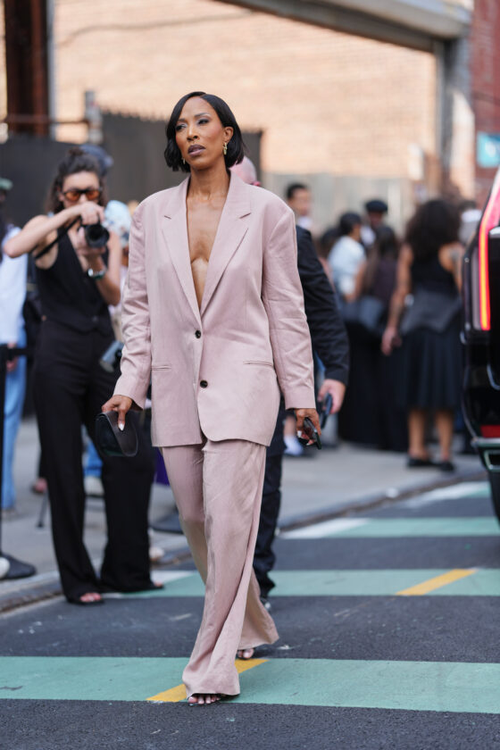 Talvez você devesse dar uma chance para os looks rosa champagne looks rosa champagne