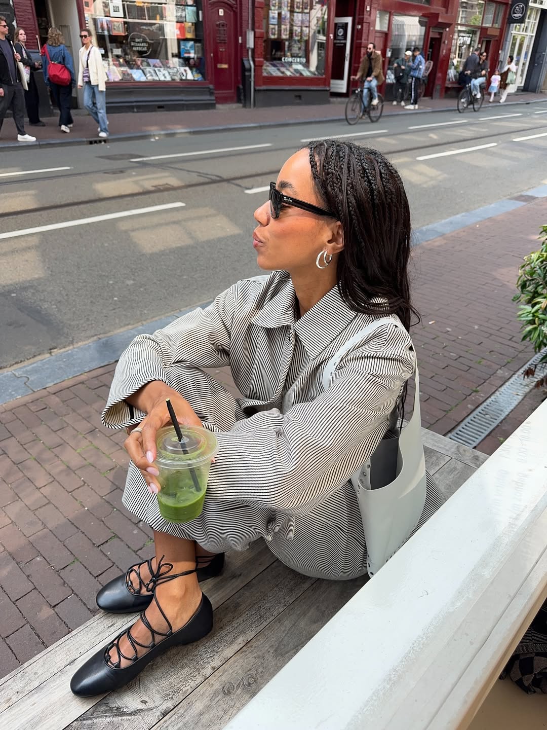 8 provas de que os looks com sapatilha são os favoritos da primavera Looks com sapatilha 1