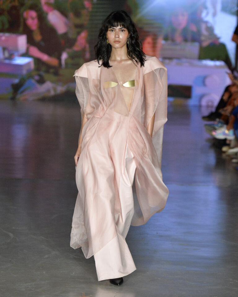 Casa de Criadores 57: NotEqual NotEqual