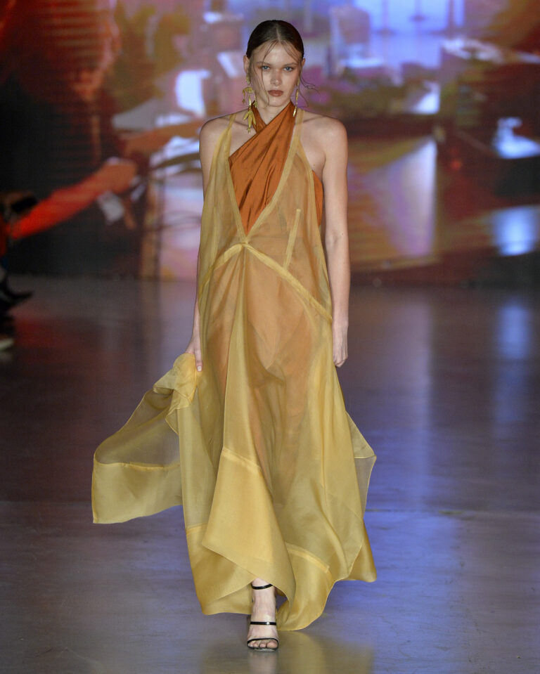 Casa de Criadores 57: NotEqual NotEqual