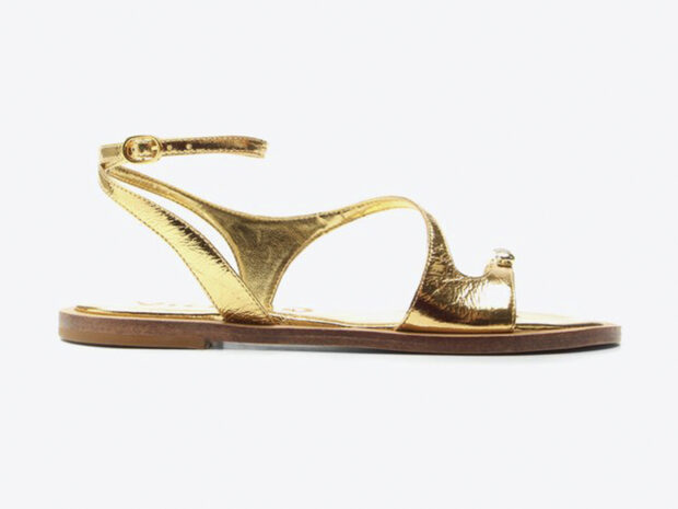 Sandália rasteira: 13 apostas certeiras para os dias quentes Sandalia rasteira dez 19 Vicenza