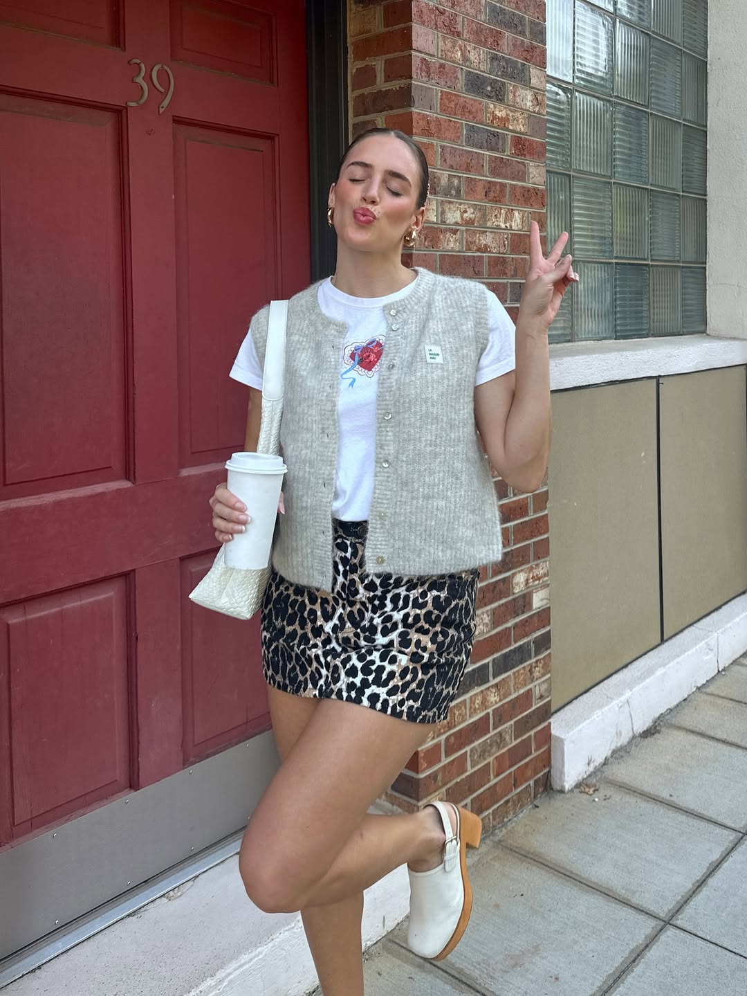 Este é o seu sinal para transformar o sapato clog em seu calçado curinga Sapato clog 4