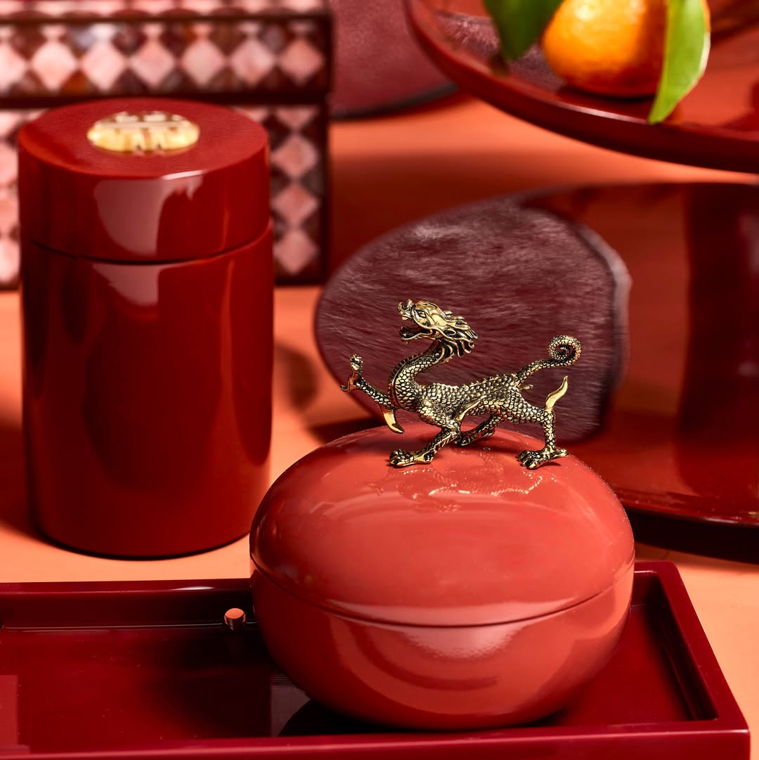 Boas vibrações com a decoração de Ano Novo SaveClip.App 476839031 512750011850965 6212711911982895412 n