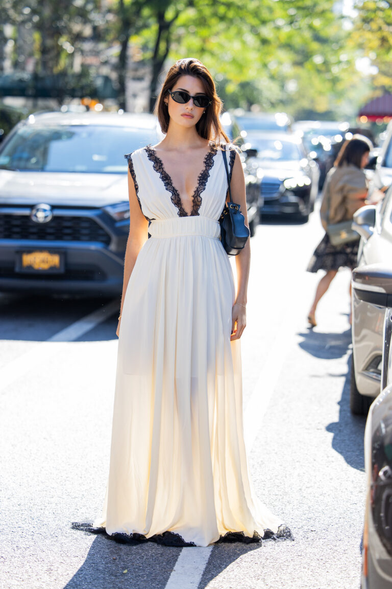 Vestido branco 22dez GettyImages 2235498379