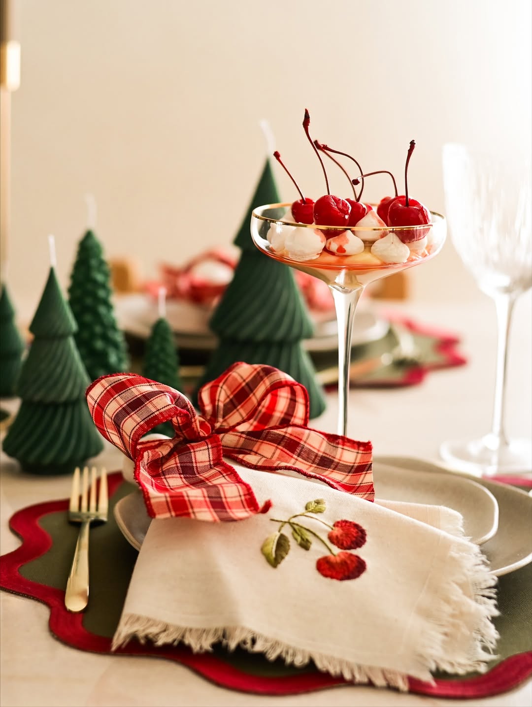 decoracao natalina SaveClip.App 569170588 18180755824350217 1721034671227422574 n