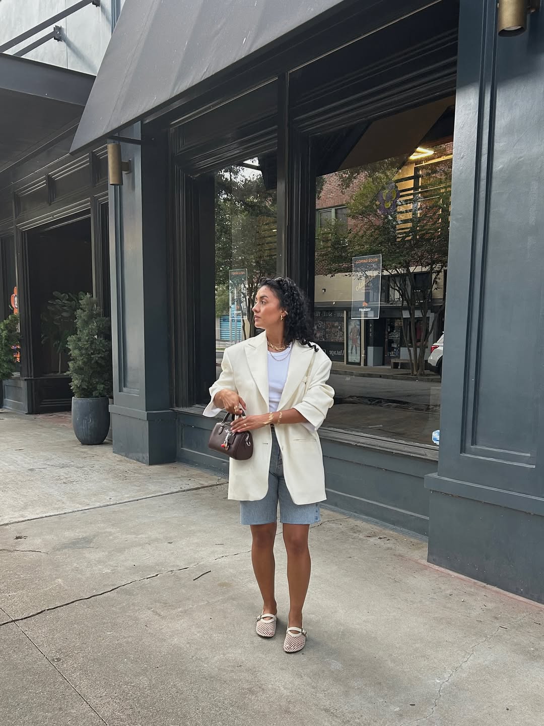 5 combinações com sapatilhas que vão elevar o seu visual em 2026 combinações com sapatilhas