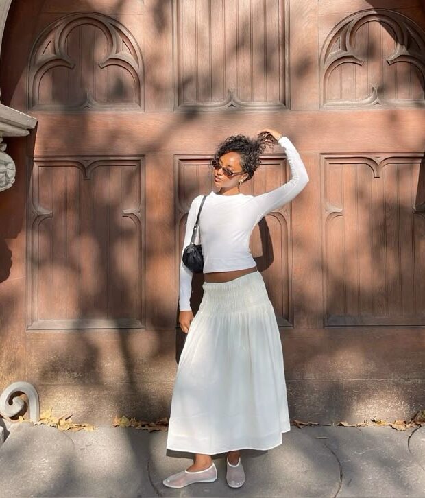 looks com saia branca