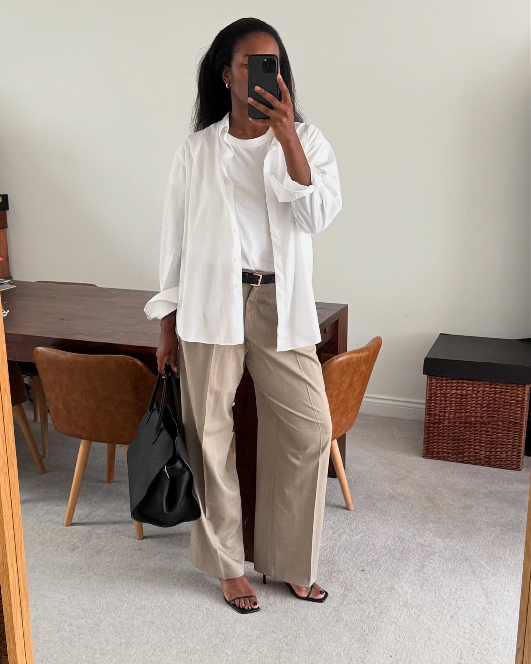 looks com calça bege