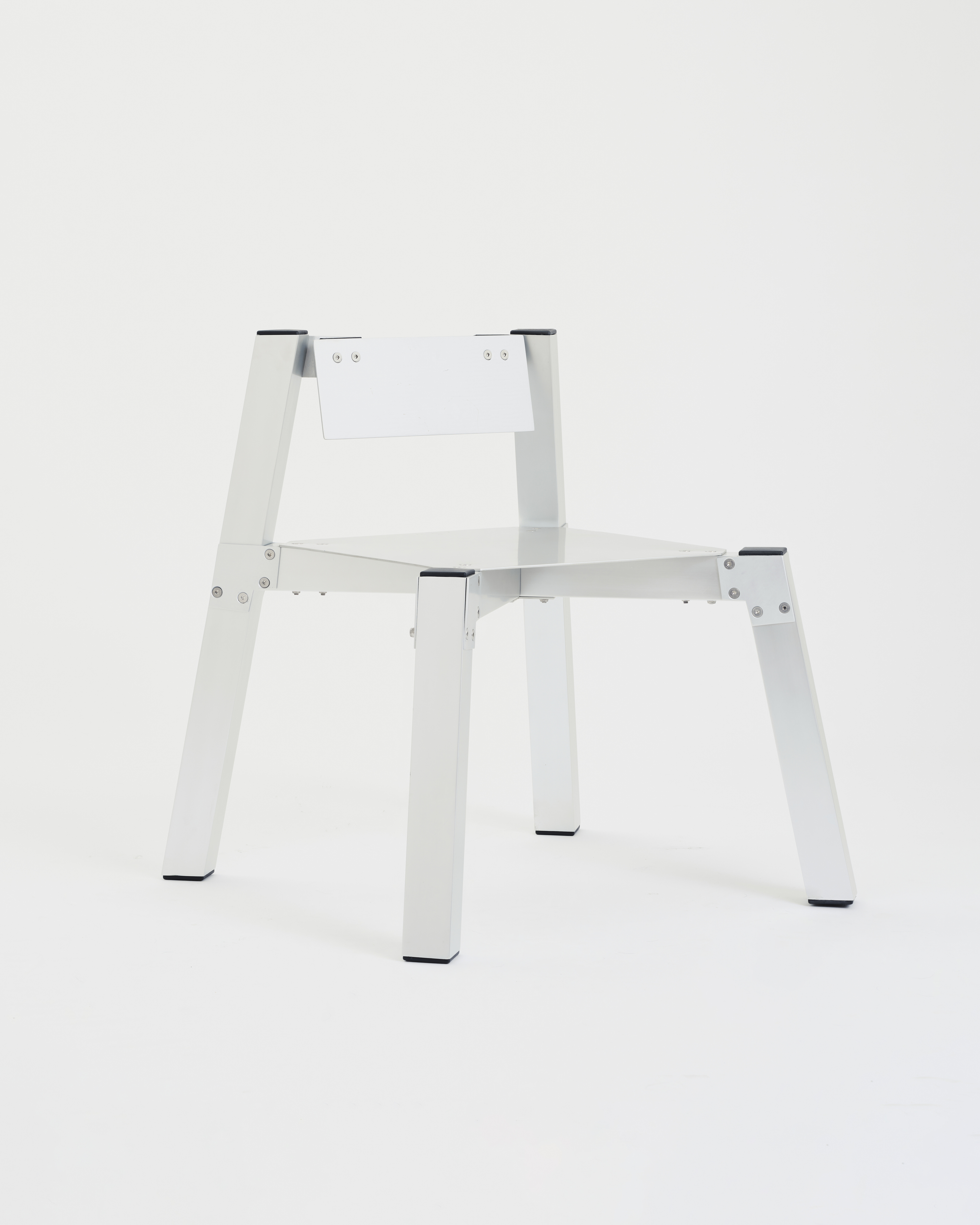 P.Andrade lança mobiliário