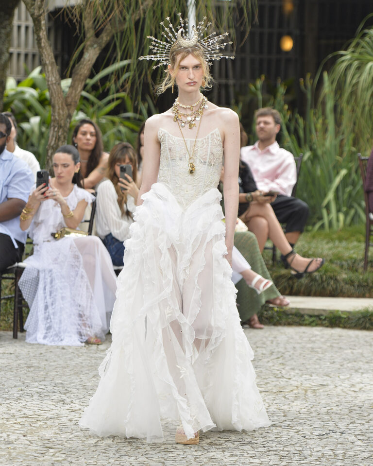 A collab de Helô Rocha para Riachuelo rchloHeloRocha 189